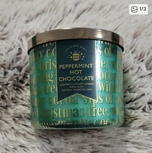 Bath & Body Works Peppermint Hot Chocolate Candle